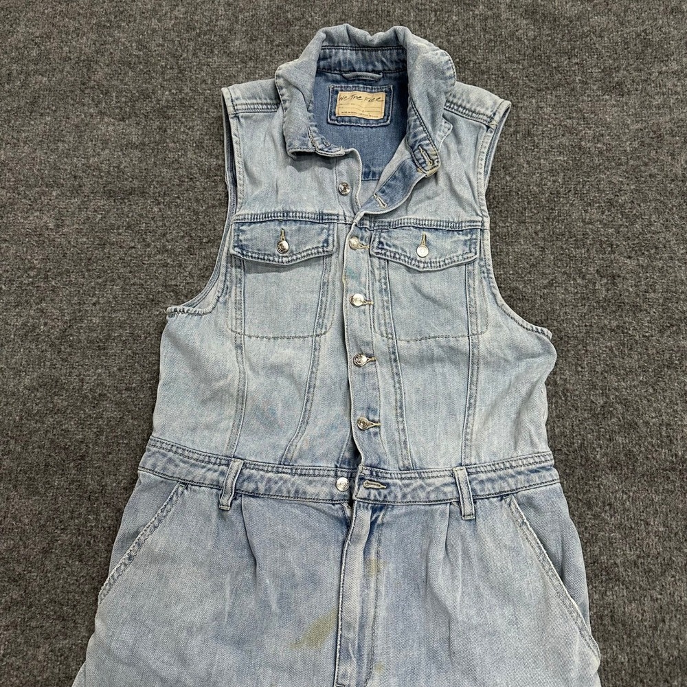 We The Free Jumpsuit Womens Size L Light Blue Denim Sleeveless Raw Hem Stains